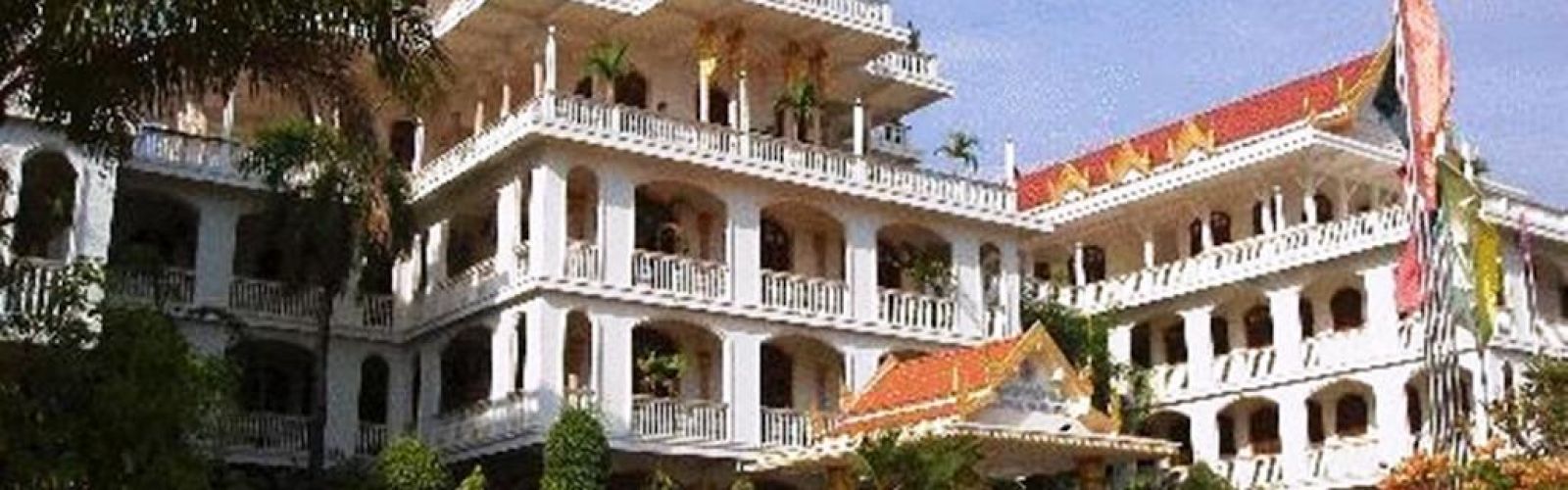 Champasak Palace Hotel 